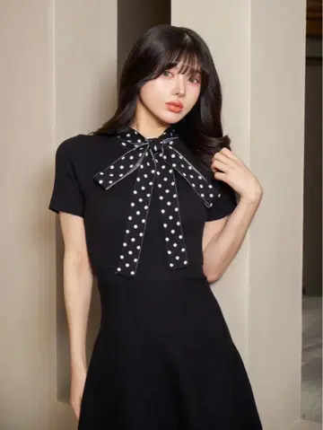 Darich 블랙 반팔 미니 원피스