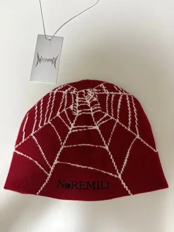 NoREMID 거미줄 패턴 니트 모자