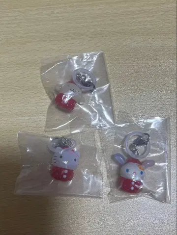 산리오 딸기 메지루시 액세서리