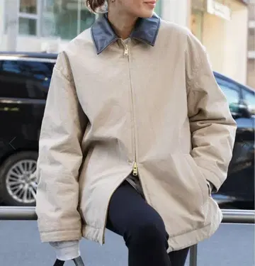 [ 택 포함 새상품 ] 두지엠 클라세 CALUX ZIP UP 자켓