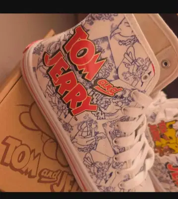 톰과 제리 코믹 디자인 스니커즈