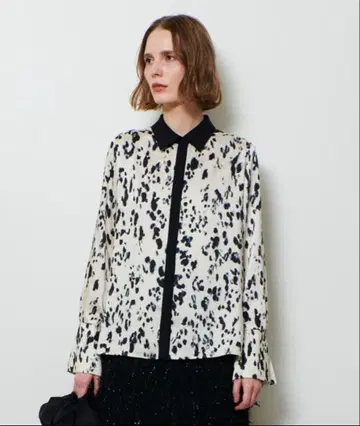 26 봄/여름 알아바일 블라우스 팩 플리츠