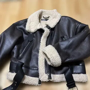 ZARA 브라운 무스탕 코트 S 사이즈