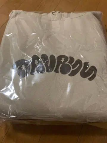 꽃무늬 프린트 후디 크림색