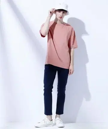 [ 에마 로즈 ] [ 코마 빅 실루엣 포켓 티셔츠 스모크 핑크 M ]