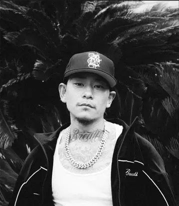 Breath 레터 로고 캡 letter logo cap