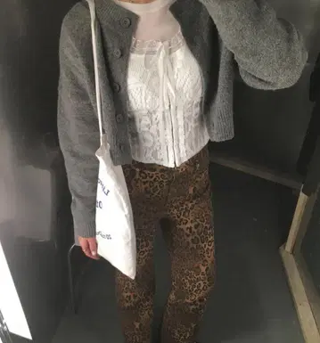 스묠 컴팩트 가디건