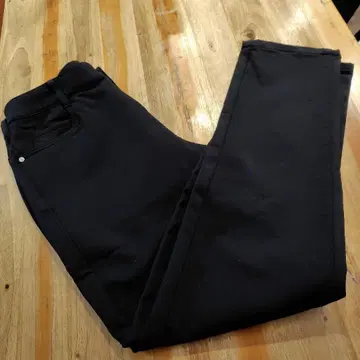 골든 베어 파우더 테이퍼드 팬츠 속기모