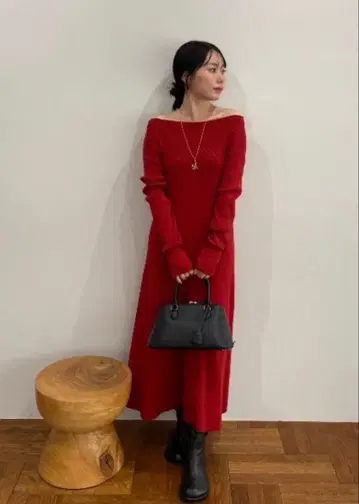 새상품급 미라 오웬 Mila Owe 오프숄더 롱 리브 니트 원피스