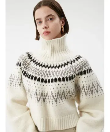 MIESROHE 크롭 노르딕 무늬 니트