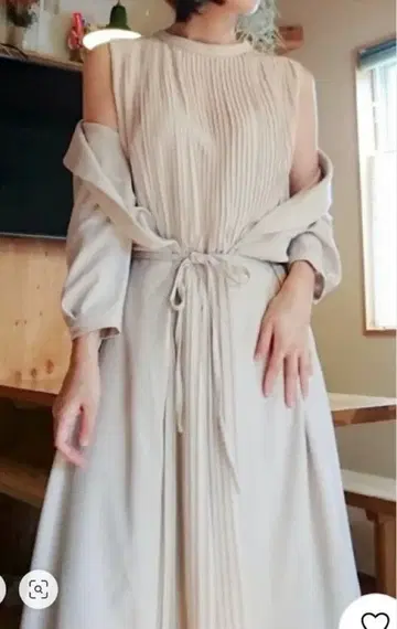 AMERI 프론트 플리츠 롱 드레스 원피스