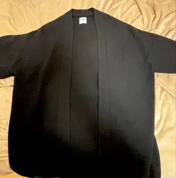 ZARA 블랙 가디건 M 사이즈