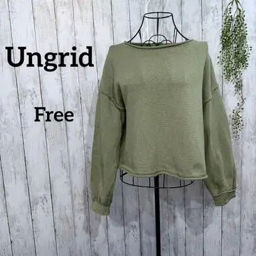 언그리드 니트 F 스웨터 풀오버 긴팔 루즈핏 피스타치오