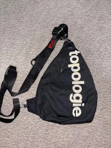 topologie 삼각형 사코슈 블랙