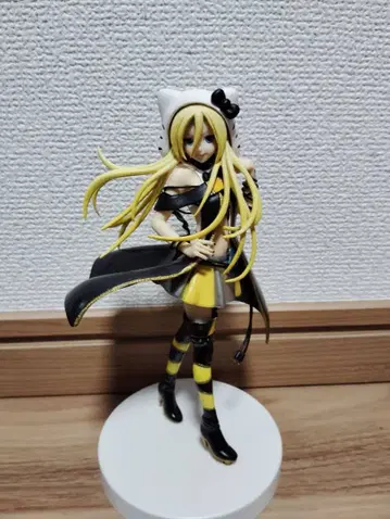 헬로키티와 함께! Lily 릴리 피규어