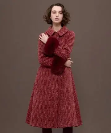 정가 10만 엔 택 포함 STRAWBERRY-FIELDS 펄 로얄 코트