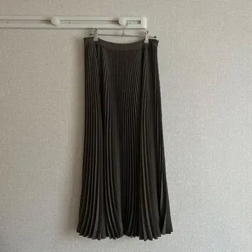 Graphpaper 그라프 페이퍼 새틴 플리츠 스커트