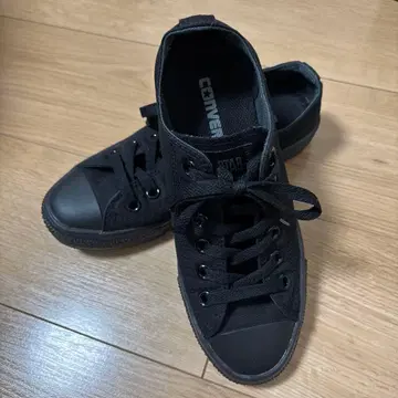 CONVERSE 올스타 블랙 스니커즈 23.5cm