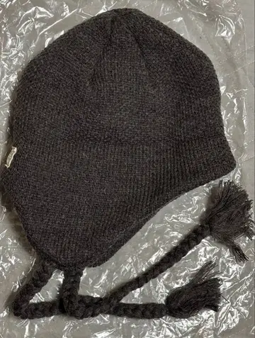 WEIRDO 귀도리 캡 니트 모자 GLAD HAND