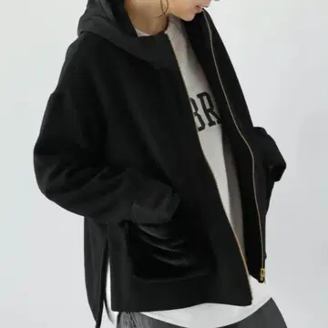 [새상품] 수르 Soeur7 이소재 도킹 아우터