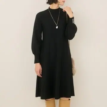 22AW 아나이 울 스무스 A라인 원피스 블랙 사이즈 36