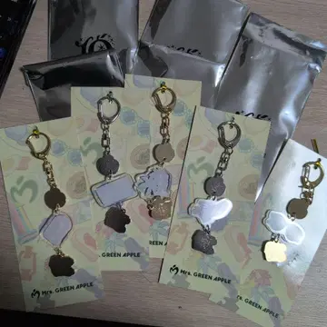 Mrs. GREEN APPLE 키링 5개 세트