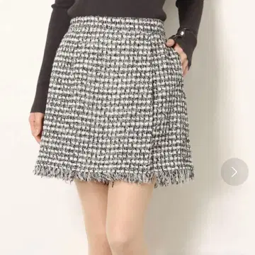 트위드 프린지 큐롯 38 사이즈 스코트