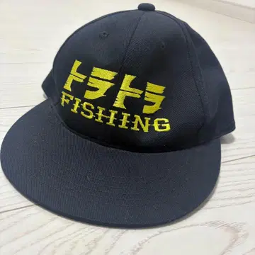 [새상품급] 토라토라 FISHING 자수 캡 블랙 플랫 빌