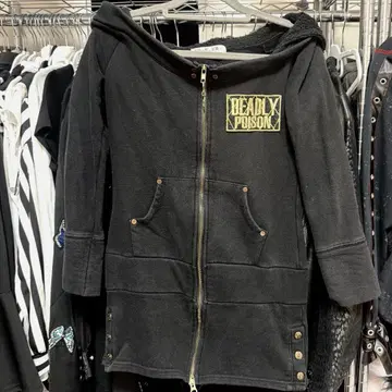 d.i.a 후드티 타이트 갸루 헤이세이