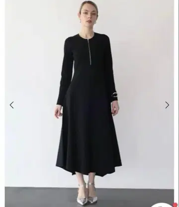 Aga Black 프론트 지퍼 A라인 니트 원피스 블랙