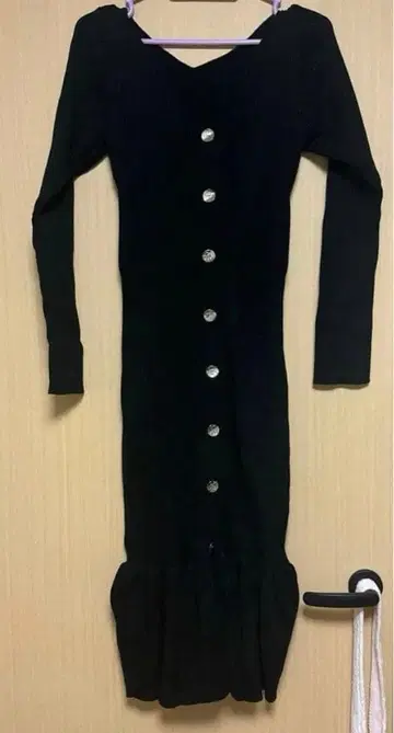 니트 원피스 블랙 스나이델 계열