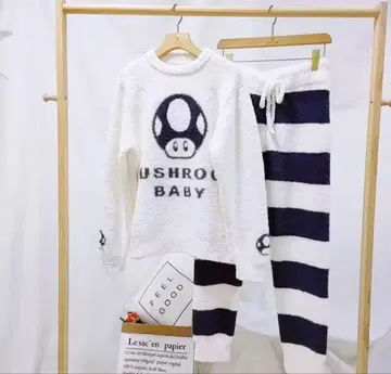 새상품! 젤라피케 좋아하시는 분께 버섯 모티브 룸웨어 세트 블루