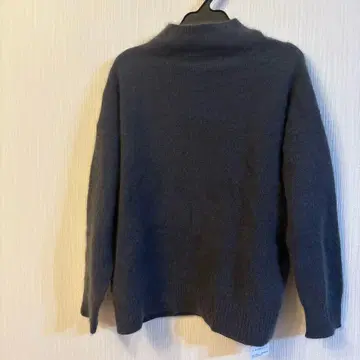 luca lady luck luca 울 스웨터