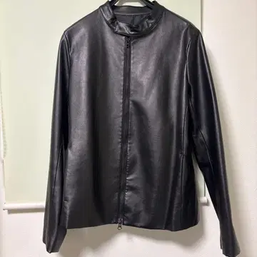 블랙 가죽 자켓 스탠드 카라 YKK 지퍼