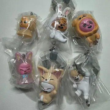 StrayKids SKZOO 츠만데 츠나게테 가챠 폭시니 지니렛