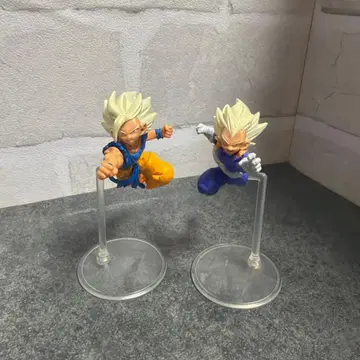 드래곤볼 HG 부활의 메탈 쿠우라 편 손오공&베지터 슈퍼 사이어인