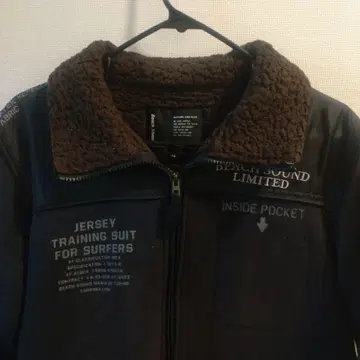 Beach Sound 자켓 보아 안감 y2k 블랙 AVIREX 패러디