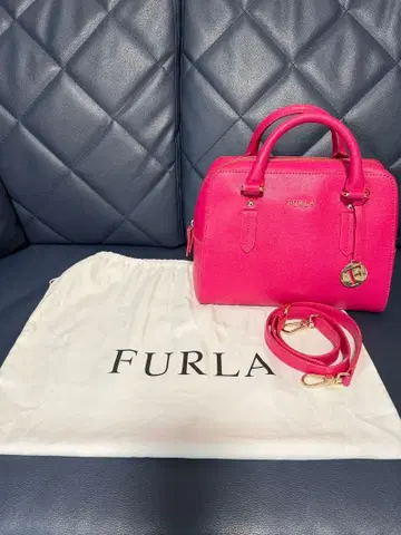 FURLA 핑크 핸드백 수납 가방 포함