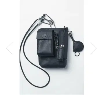 카가리 유스케 쿠로카베 미니코시부쿠로