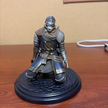 다크 소울 아스트라의 상급 기사 전체 높이 약 150mm PVC 피규어