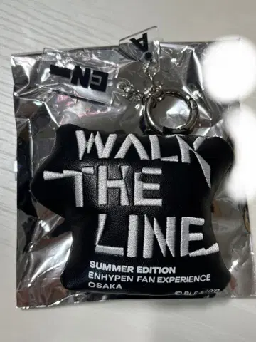 [ 오사카 한정판 ] ENHYPEN ALAND 콜라보 키링