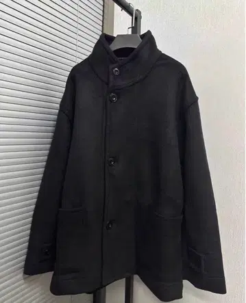 [새상품급 중고] 남성용 울 혼방 코트 두꺼운 원단 방한 블랙