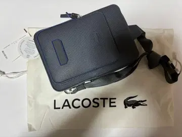 LACOSTE 샹타코 스포츠 숄더백
