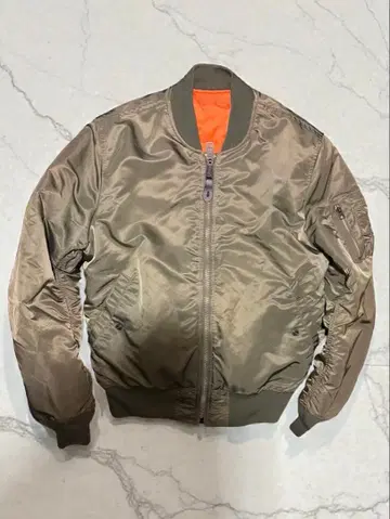 MA-1 플라이트 자켓 사이즈 LALPHA INDUSTRIES