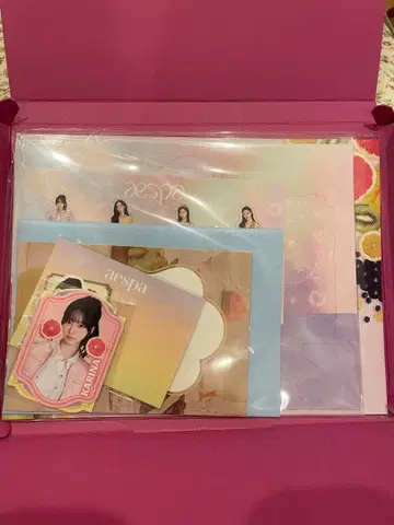 aespa MY J 그리팅 박스