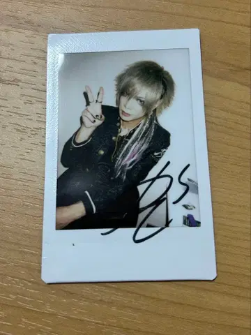 R지정 카에데 폴라로이드