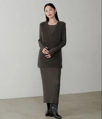 LARUTA 리브 니트 원피스 x 페더 베스트 세트 S