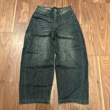 ZARA 벌룬 핏 스티치 청바지 38