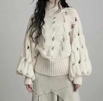 심플하고 귀여운 겨울/봄 상의, 외출 모임 데이트에 최적