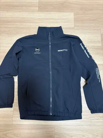 데상트 MOVE SPORT 네이비 자켓 팬츠 M 사이즈